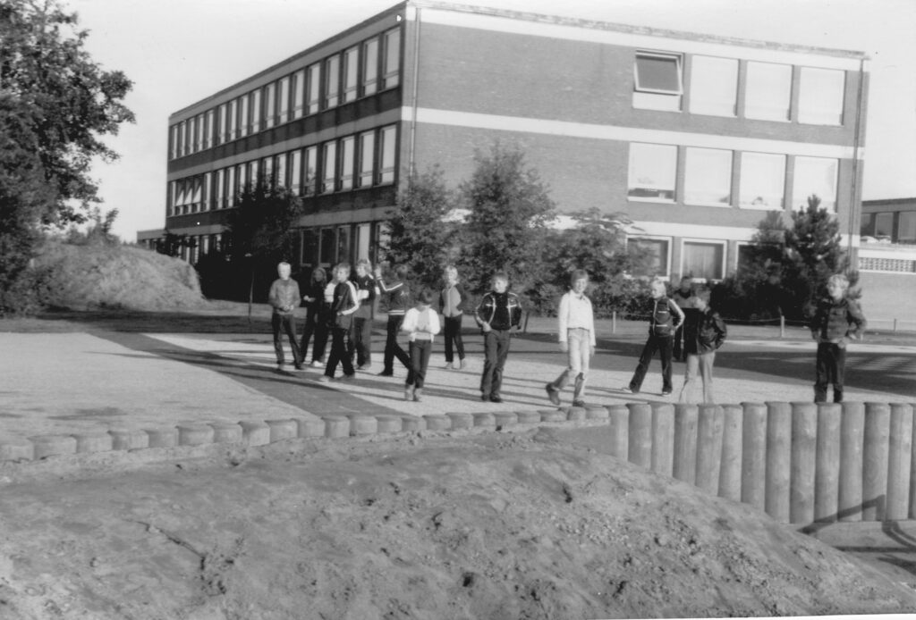 Das Realschulgebäude von 1972 in der Walpurgisstraße