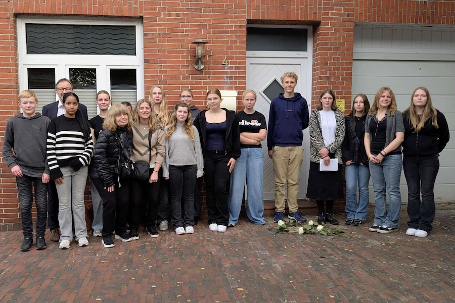Besuch aus Argentinien bei Stolpersteinverlegung